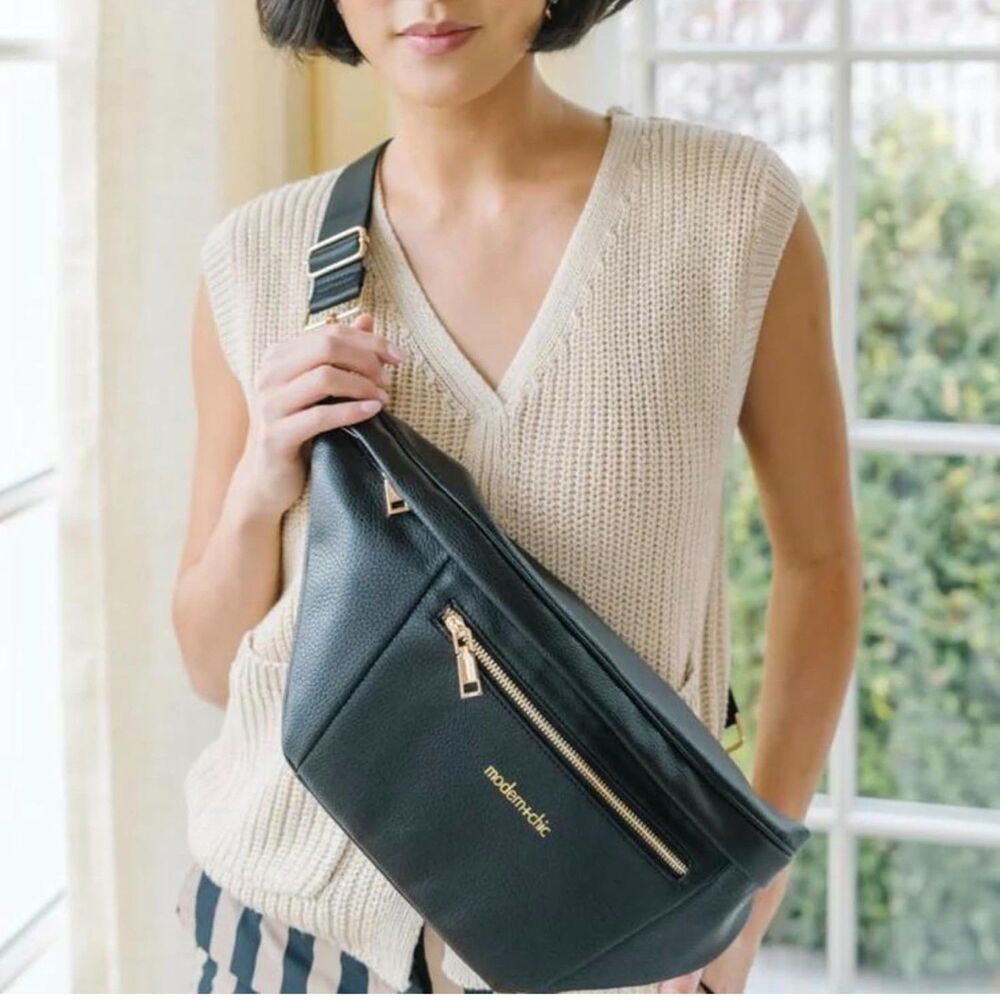 Modern+Chic Women’s Presley Oversized Crossbody Sling Bag Travel Purse black - Picture 1 of 12
